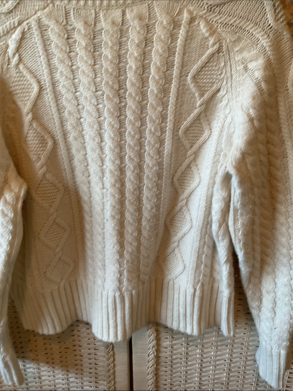 Cable-knit cardigan sweater - Picture 7 of 10